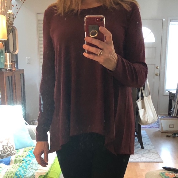 !!! One Left!!! Very J WineLoose Fit Soft Knit Top - Picture 5 of 7